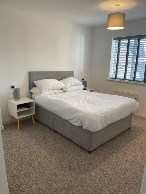 5 Holborn Spacious Home Redhill  Exteriör bild
